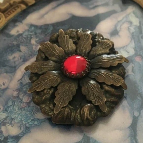 HTF Antique Art Nouveau Red Vauxhall Glass Bohemian Czech Repousse Brass Brooch - Picture 10 of 12